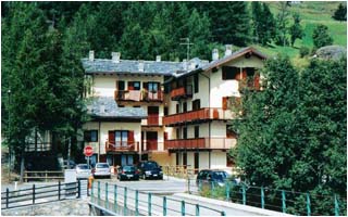 Appartamento a Champoluc in Residence